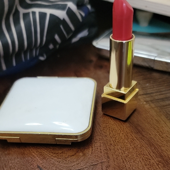 Tom Ford Reflect Gilt  Only Not Lipstick - Picture 2 of 3